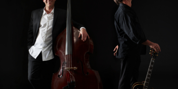 Jazz in Ratzeburg: Martin Wind und Ulf Meyer verzaubern auf zehn Saiten