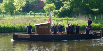 Zehn Jahre Markenbotschafter der Stecknitz-Region: Historischer Salzprahm-Kameradschaft Berkenthin