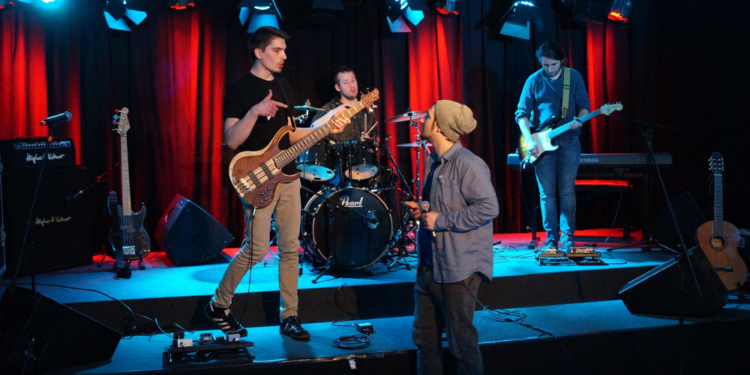 Musikalische Weltreise mit ‚Beat `n` Dance‘ und ‚Singen am See‘