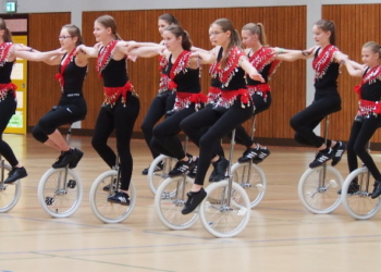 Schwungvolle Choreografien auf dem Einrad