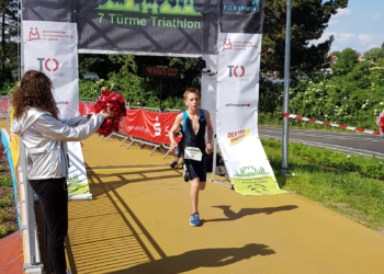 Möllner Triathleten glänzen in Lübeck beim ‚7 Türme Triathlon‘