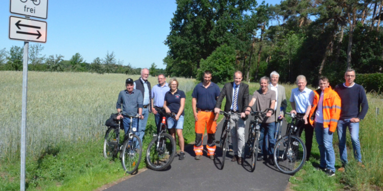 Radweg von Seedorf nach Groß Zecher für Verkehr freigegeben