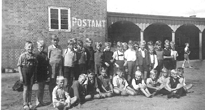 Ausstellung: ‚Die Schulen im Amt Büchen im Wandel der Zeiten‘ im Themencafé der Priesterkate