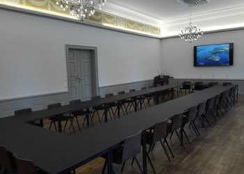 Ratzeburgs Ratssaal erstrahlt hell und modern