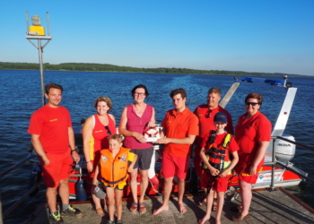 Spendenübergabe an die DLRG Groß Sarau