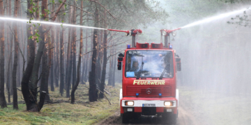Ratzeburger Feuerwehr hilft im Walbrandgebiet bei Lübtheen