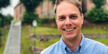 Sandesneben: Oliver Erckens wird verabschiedet