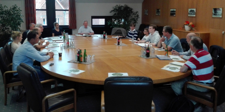 Kommunalpolitik, Verwaltung und Jugendbeirat diskutieren Klimaschutz in Ratzeburg