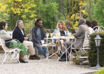 Das Norddeutsche Freiluftkino zeigt ‚Monsieur Claude 2‘ in Nusse und ‚Die Goldfische‘ in Alt-Mölln