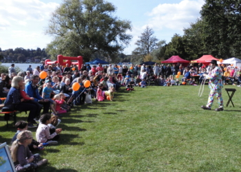 16. Drachenfest zum Weltkindertag begeistert Jung und Alt