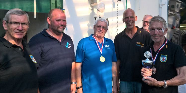 Möllner Eisstockschützen erster Landesmeister auf Asphalt bei Turnieren in den letzten vier Wochen