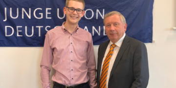 Norbert Brackmann zum Ehrenkreisvorsitzenden der Jungen Union gewählt