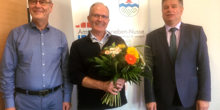 Amtskassenleiter Helmut Neels nach 46 Jahren in den Ruhestand