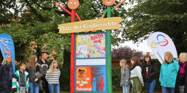 Platz der Kinderrechte in Ratzeburg eingeweiht