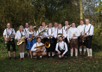 Original Duvenseer Blasmusik feiert 70-jähriges Jubiläum beim Oktoberfest-Frühschoppen in Duvensee