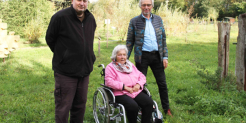 Sieben neue Bäume für den MedizinWald Ratzeburg