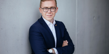 Philipp Amthor kommt zum Spanferkelessen nach Witzeeze