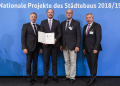 Förderurkunde des Bundesprogramms Nationale Projekte des Städtebaus zur Sanierung der Ratzeburger Domhalbinsel überreicht