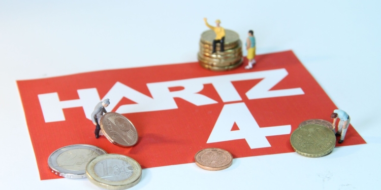 Urteil des Bundesverfassungsgerichts über Kürzungen von Hartz-IV-Bezügen