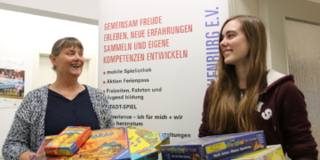 Noch einmal in diesem Jahr bei der mobilen Spieliothek vorbeischauen