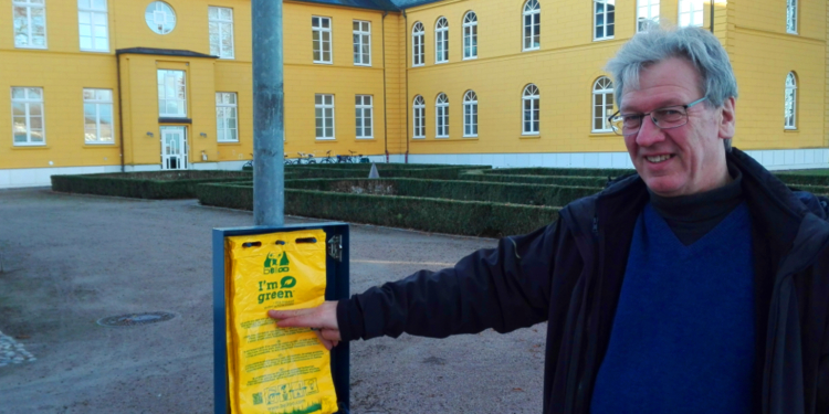 Stadt Ratzeburg setzt auf CO² neutrale Hundekotbeutel