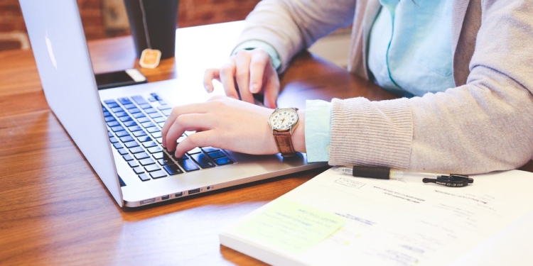 Das Geschäftsschild als unterschätzte Visitenkarte