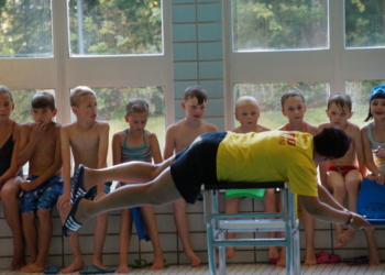 Erfolgreiche Schwimmausbildung bei der DLRG Mölln