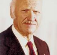 Ausstellung ‚Die Geschichte der Firma Tuchenhagen‘ im Themencafé der Priesterkate