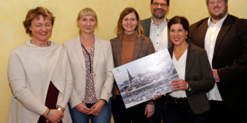 Inner-Wheel übergibt Spenden aus dem Adventskalenderverkauf