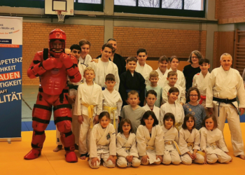 Breitenfelder Ju-Jutsuka trainieren jetzt mit Vollschutzanzug