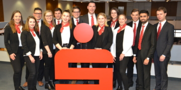 Verstärkung für das Team der Kreissparkasse – Auszubildende bestehen erfolgreich die Prüfung