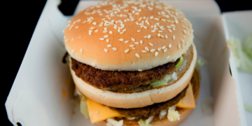 Fast-Food-Ketten: Gewerkschaft NGG fordert höhere Löhne im Kreis Herzogtum Lauenburg