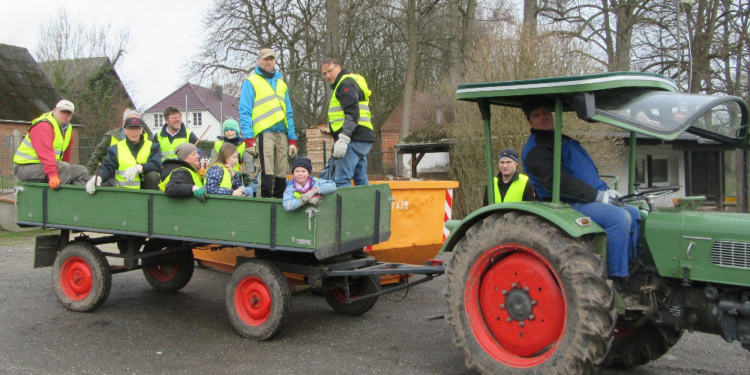 Dorfreinigung 2020: Frühjahrsputz in Steinhorst