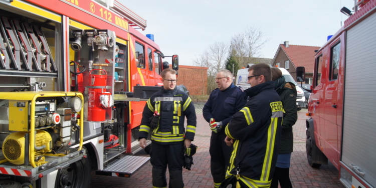 Das ’neue‘ Feuerwehrfahrzeug für Labenz – nun ist es einsatzbereit!