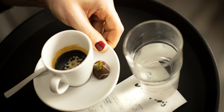 Frauentag am 8. März: Gewerkschaft NGG kritisiert Lohnlücke