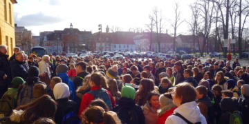 Schüler engagieren sich für eine saubere Stadt