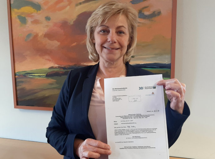5-3-2-do-pressefoto-gemeinsam-international