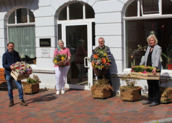 Blumengrüße für Ratzeburger Senioren