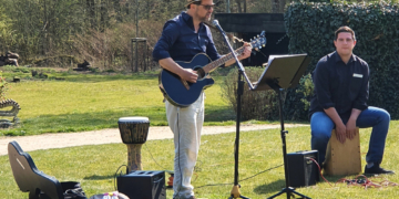 Österliches Überraschungskonzert bei den Alten- und Pflegeheimen in Mölln