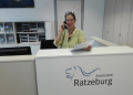 Kreissparkasse und viele Helfer unterstützen das Bürgertelefon im Ratzeburger Rathaus
