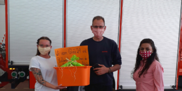 Kreativ – und Schneiderwerkstatt des Diakonischen Werkes Herzogtum Lauenburg spendet 100 Behelfsmasken an die Feuerwehr Ratzeburg