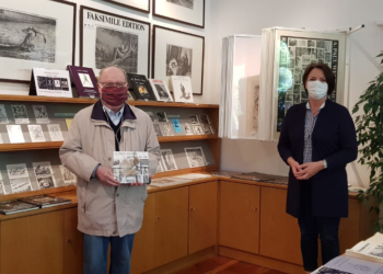 Erster Besucher im A. Paul Weber-Museum nach ‚Corona-Pause‘