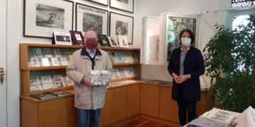 Erster Besucher im A. Paul Weber-Museum nach ‚Corona-Pause‘