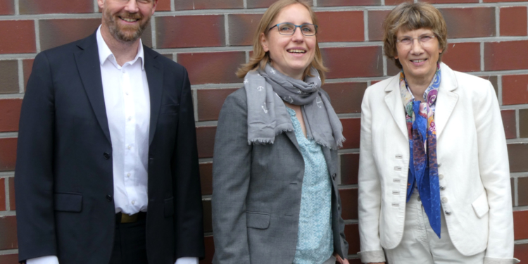 Dr. Happach-Kasan als neue Kreistagsabgeordnete verpflichtet