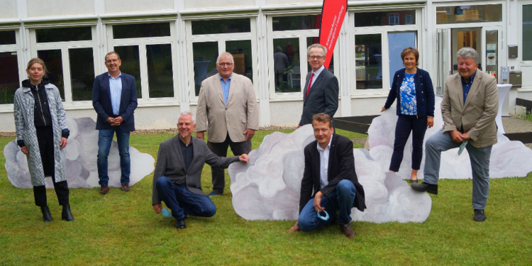 400 Klicks fürs erste Video