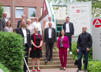 Ausbildung: Viele Unternehmen in Wartestellung – Jugendliche sollten sich jetzt bewerben