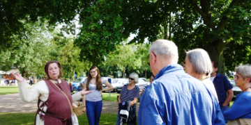Köchin ‚Mina‘ führt durch Ratzeburg