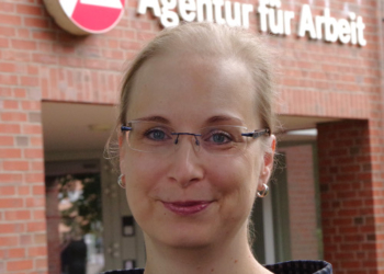 Stellenmeldungen nehmen wieder zu – Arbeitslosigkeit steigt saisonal bedingt