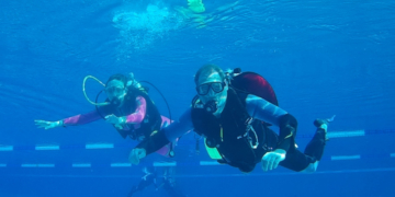Sonne im Waldschwimmbad für Tauchanfänger