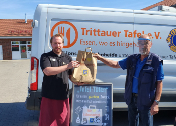 Tafel Tüten-Aktion bei EDEKA Martens in Sandesneben